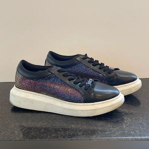 Juicy Dorothy Crystal Sneakers Size 9